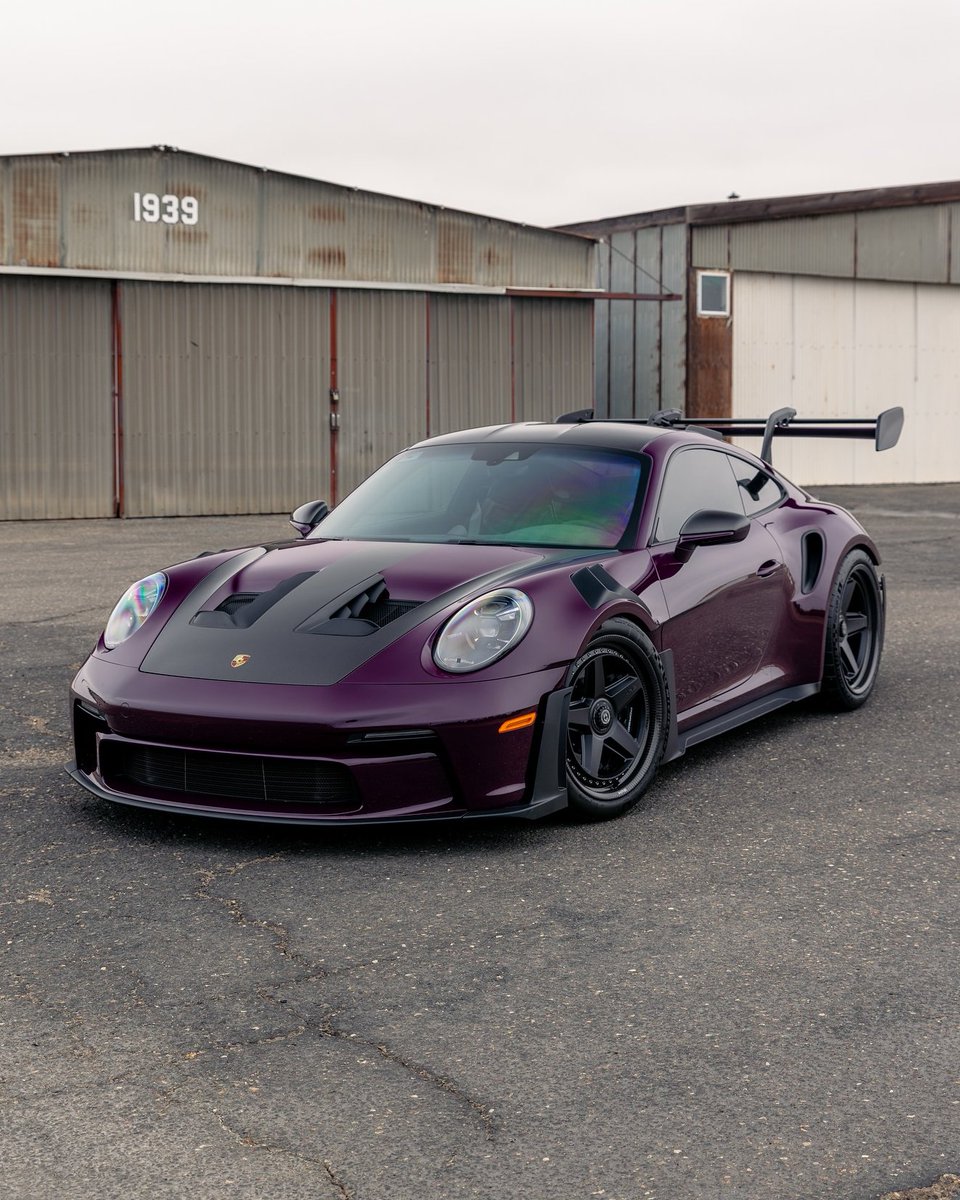 RACE1SA's tweet image. Give your car a timeless edge with a set of HRE Vintage 517s.

The perfect touch to your build.

Contact us for more information.