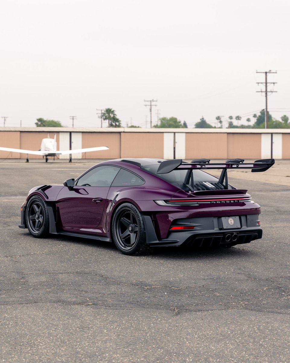 RACE1SA's tweet image. Give your car a timeless edge with a set of HRE Vintage 517s.

The perfect touch to your build.

Contact us for more information.