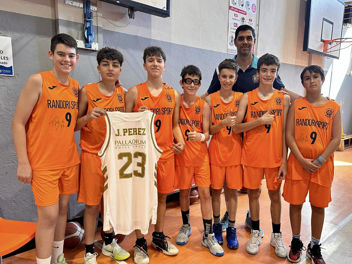 📆 Campus <a href="/9FelipeReyes/">Felipe Reyes</a> #2025 <a href="/Fun_Realmadrid/">Fundación Real Madrid</a> 🟣⚪️

🏀 Recibimos la visita de <a href="/jpg7basket/">javier</a> , ex jugador <a href="/RMBaloncesto/">Real Madrid Basket</a> <a href="/ACBCOM/">Liga Endesa</a> y actual <a href="/LeyendasRMB/">Leyendas Blancas</a> 💪🏻💪🏻

📍 Joyfe | Madrid

@randorisport | <a href="/ecatolicmadrid/">Escuelas Católicas Madrid</a> | <a href="/DeportesECM/">DeportesECM</a> | <a href="/JomaSport/">Joma Sport</a> | <a href="/basketlover/">Endesa Basket Lover</a>