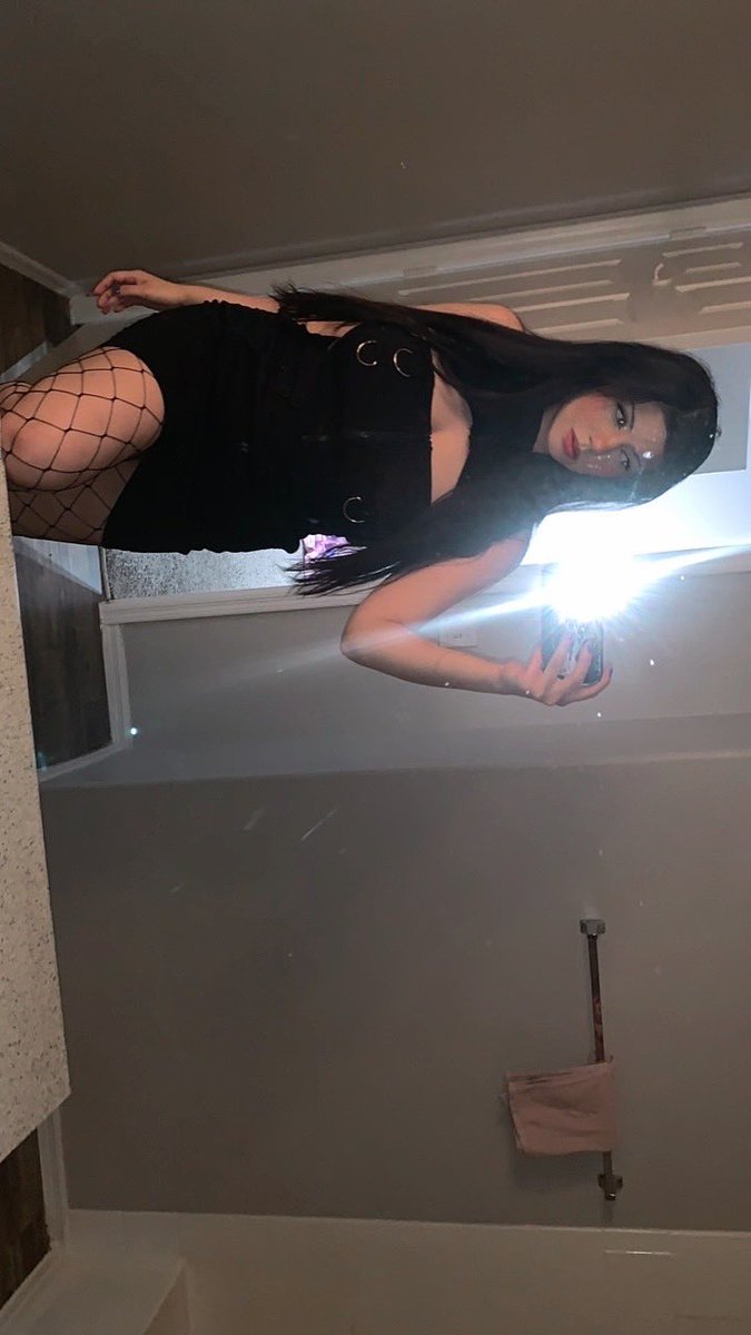 sashaplath's tweet photo. Emokage ๐ค๐ฅ๐ฅท๐ป
#emokage #anime #naruto #hokage #narutoshippuden #kakashi #tsunade #egirl #weeb #animegirl #cosplay #cosplayer #boruto #costume #slay #weebmemes #cosplaygirl #selfie #boruto #minato #manga #fandoms #outfit #cute #sarada https://t.co/rbi3qb5zS9