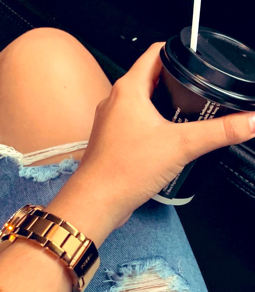 BUENOS DÍAS! 

Que la vida nos lleve a esos lugares en donde somos felices! 😃

Feliz jueves para todos! 

Café? ☕️

DIOS NOS BENDICE! 🙏🏻🙌🏻☕️🙃😎🌹
