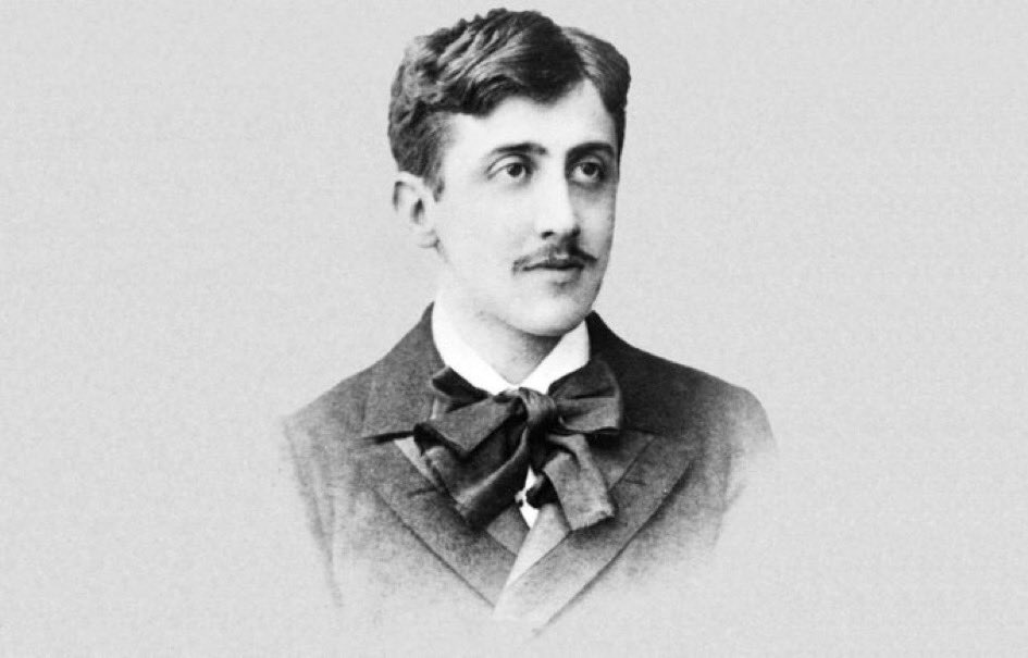 🌿Nous voudrions qu’un écrivain nous donnât des réponses, quand tout ce qu’il peut faire est de nous donner des désirs.

Marcel Proust