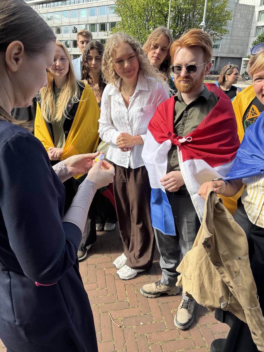 LT_Embassy_NL's tweet image. #NATOMatters | Recalling an important rally in support of @NATO & Ukraine 🇺🇦 during the NATO Summit in the Hague, organised by Lithuanian 🇱🇹Youth Organisation & Abba Leiden - the voice of the young people matters more than ever