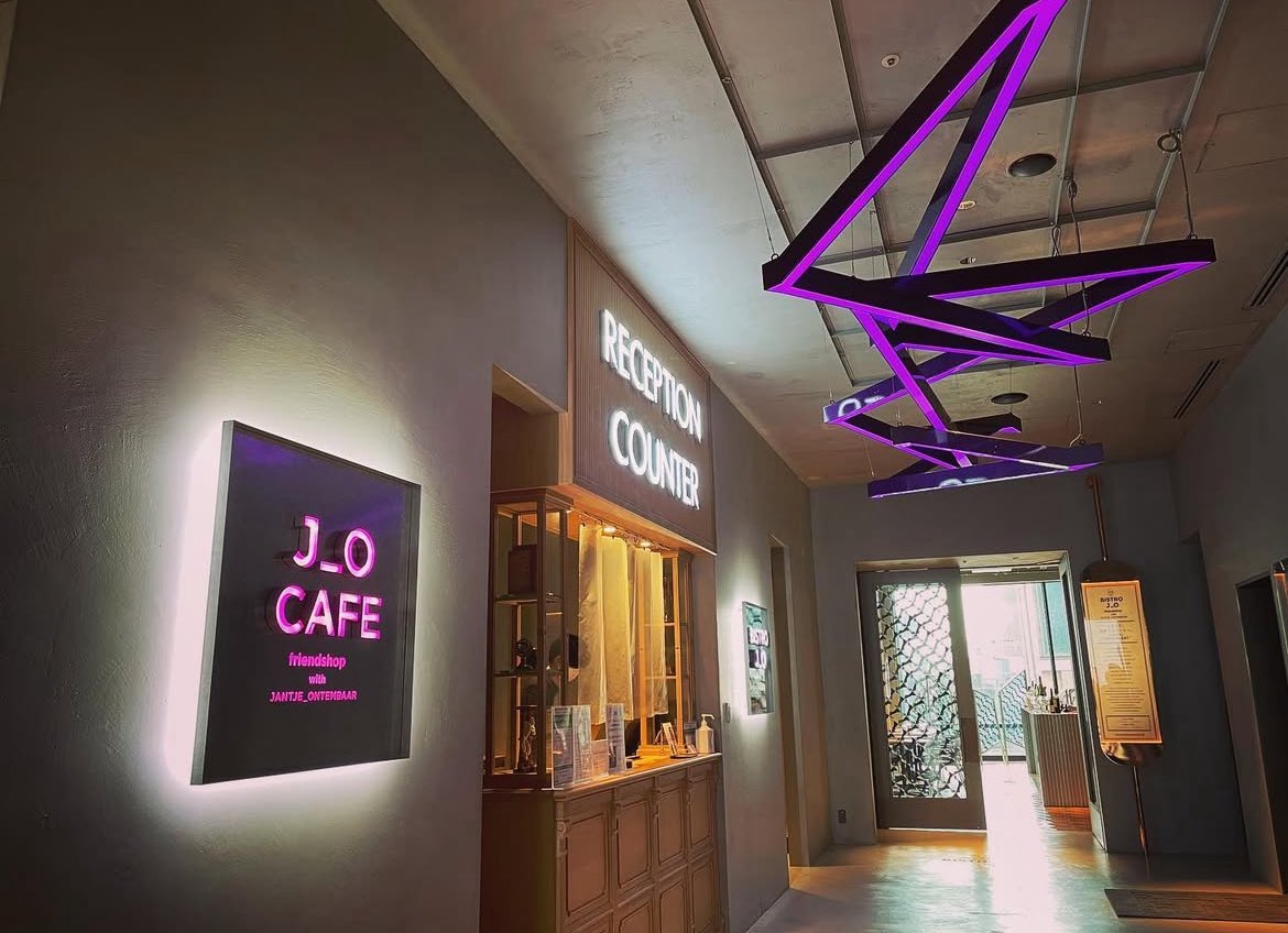 あれかい？
久しぶりに見たけど稲垣吾郎ちゃんは不老不死なのかい？😇
巷に奇跡の50代が多すぎてちょっと頭がバグってる。
BISTRO J_O原宿に移転したんだね。

 #THE夜会