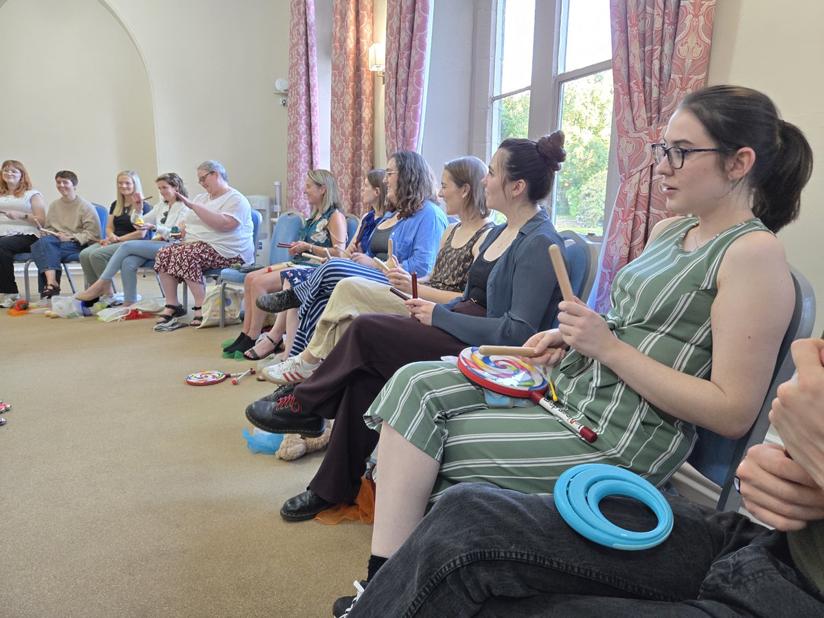 _cathedralmusic's tweet image. Our Small Sounds group leaders are having a great time learning about delivering music sessions for 0-5s and their families as we kick off the next year of the programme with training delivered in partnership with @FamilyMusicHub. Our generous supporters have made it possible to…