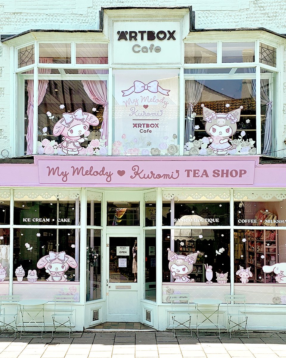 HYPERJAPANevent's tweet image. Did you know about @artbox_cafe in Brighton? 👀💖Take part in the M&G with My Melody or Kuromi on Sat or Sun, then go to the ARTBOX booth and show your selfie to a staff member to get a voucher for a FREE ice cream or drink* when you visit ARTBOX Cafe in Brighton! *T&Cs apply.
