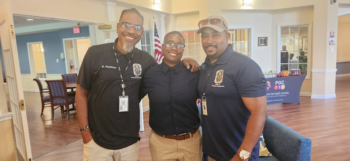 PGCCommunity's tweet image. 🌟 OCR was excited to be at Victory House of Palmer Park for another energizing Forever Fit event! Our very own Director Dickerson joined the fun—engaging with seniors and sharing OCR’s ongoing mission to be visible and accessible in the County.
#ForeverFit #OCRInTheCommunity
