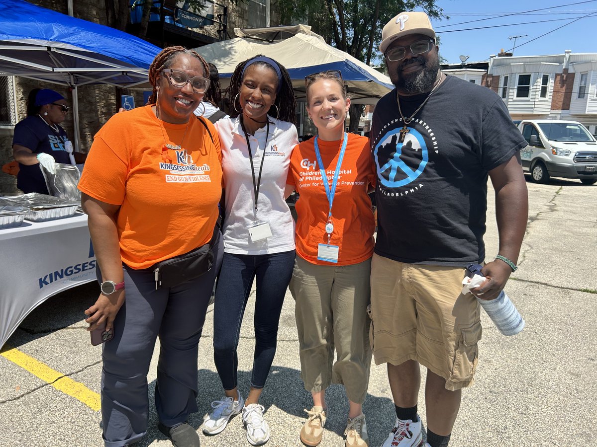 CVPatCHOP's tweet image. Last week, CVP&apos;s Olivia Best, MS attended the Kingsessing Heals Still We Rise community gathering to remember, honor, and connect with families impacted by the tragic July 3, 2023 shooting. 📷 Olivia &amp;amp; staff from Kingsessing Heals and the Anti-Violence Partnership 🧡