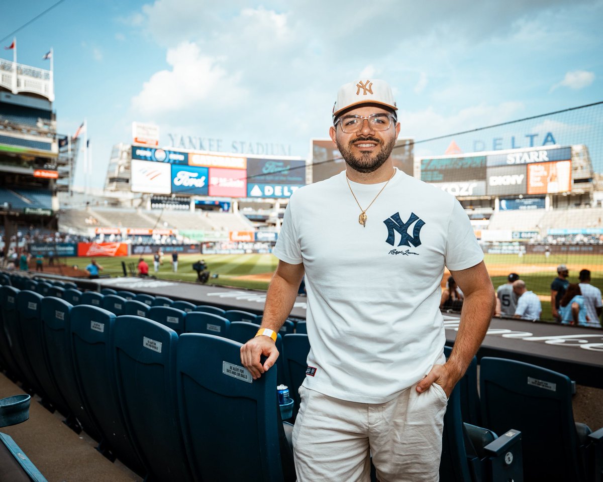 CouRageJD's tweet image. 📍Yankee Stadium
Great to be back watching the best team in baseball.
Thanks for having me, @Yankees!