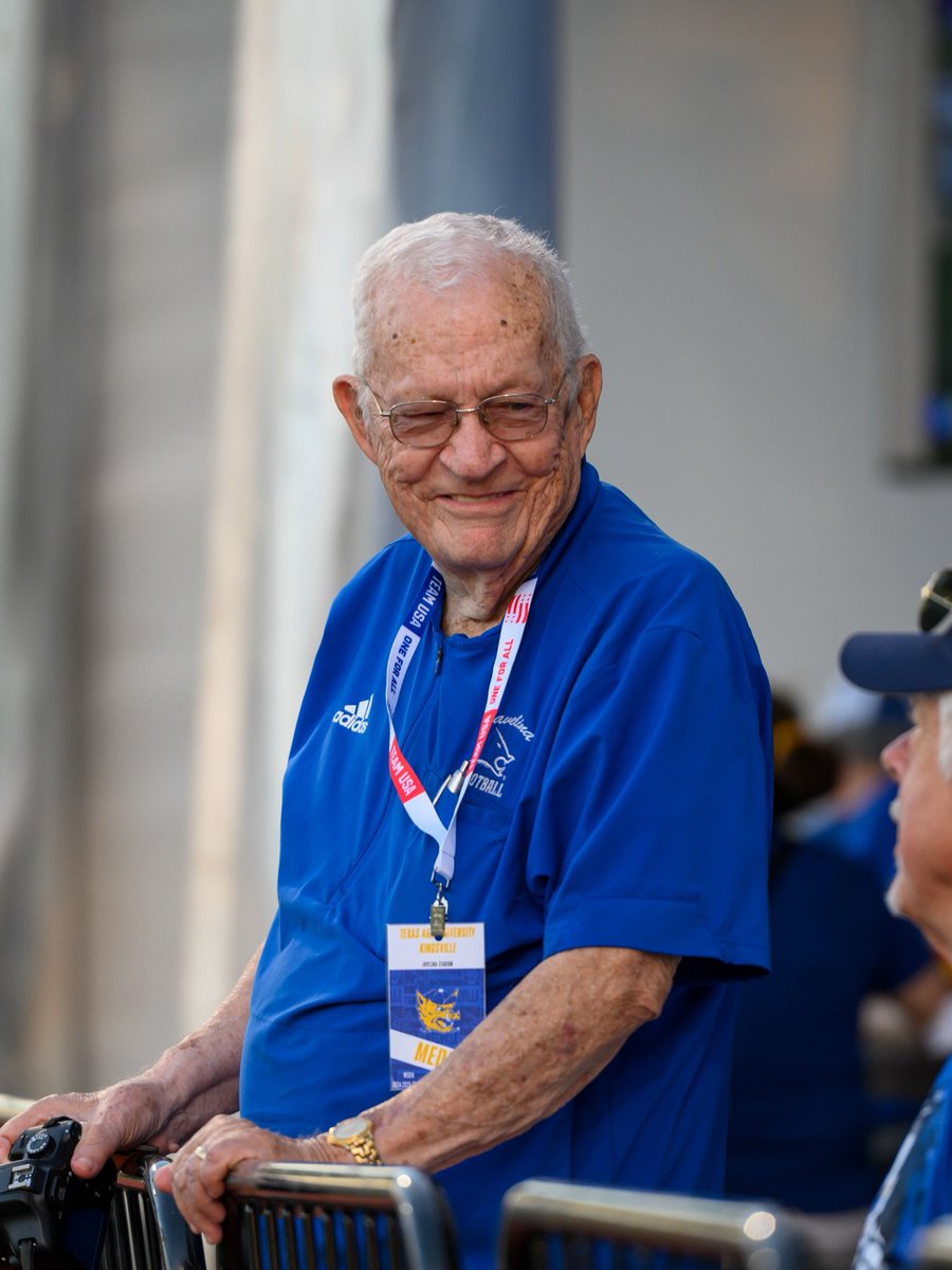 Happy birthday to a Javelina legend!

Fred Nuesch turns 87 today!

#GoJavelinas