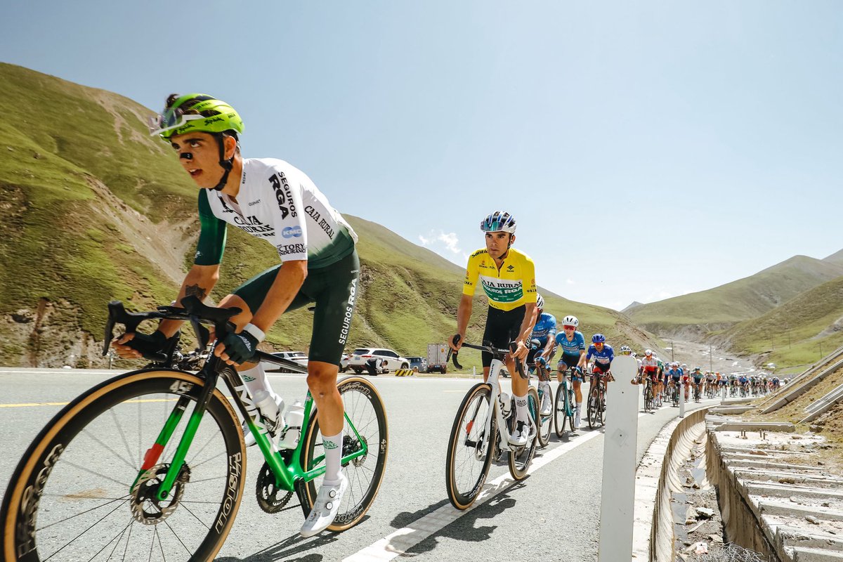 TDQL_Official's tweet photo. A brutal day out there on the Tibetan plateau! 

Some of the best shots of the day ⬇️

🇨🇳 #TOMQ2025 https://t.co/2DqAys5LDn