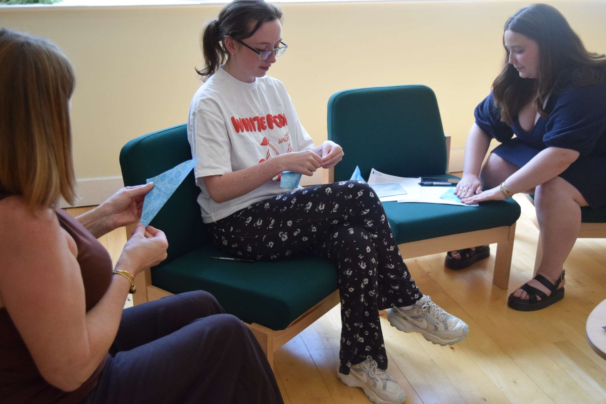 Our new ITT students are off to a flying start! 🧠✏️

Today we used deliberate practice + backward design to plan and teach skills — from origami to using a Dyson Airwrap!

Hands-on, purposeful, and packed with reflection from day one. 💡

#PenGreen #TeacherTraining #EdChat #NIOT