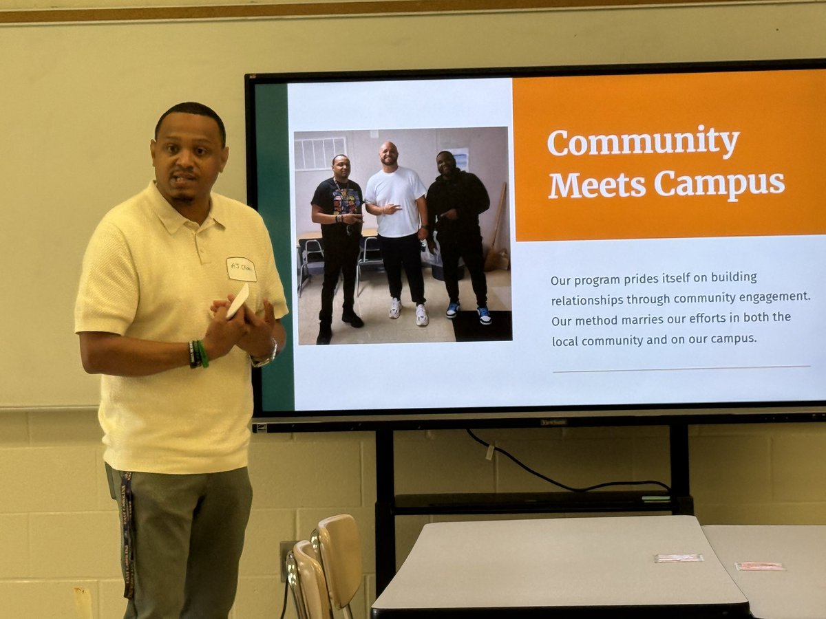 SouthProvSchool's tweet photo. Yesterday, @oldenboi_84 &amp; @m_a_berryhill presented about our mentoring program at the NC Alternative Education Conference in Winterville, NC. They shared how the mentoring program came to be and how it works, and it was very well-received! @UCPSNC @AGHoulihan @DiazTeaching #NCAAE https://t.co/Bicyd379NP