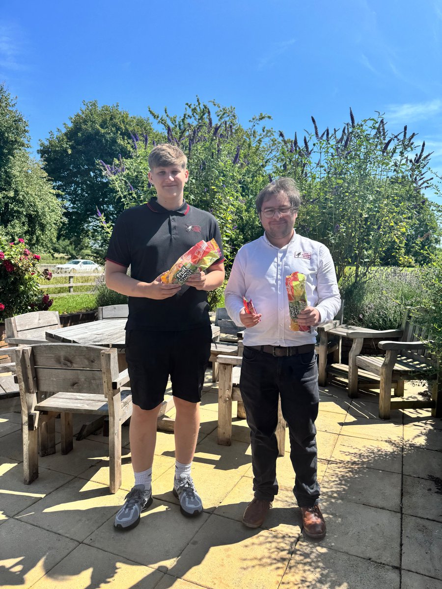 Ben clearly understood the assignment, braved the heat on his lunch break and came back with ice lollies for the whole team. What a guy.  🍦🌞#TeamSpirit #HeatwaveHero