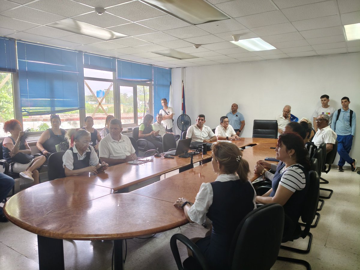 🚀✨ ¡Inició el Forum por la Innovación 2025 en <a href="/ETECSA_VC/">ETECSA_Villa Clara Comunica</a>!
Un espacio clave para el intercambio de conocimientos, experiencias y soluciones creativas que fortalecen nuestra transformación tecnológica.
Innovar es crecer
#ForumxlaInnovación
#EtecsaTeAcompaña