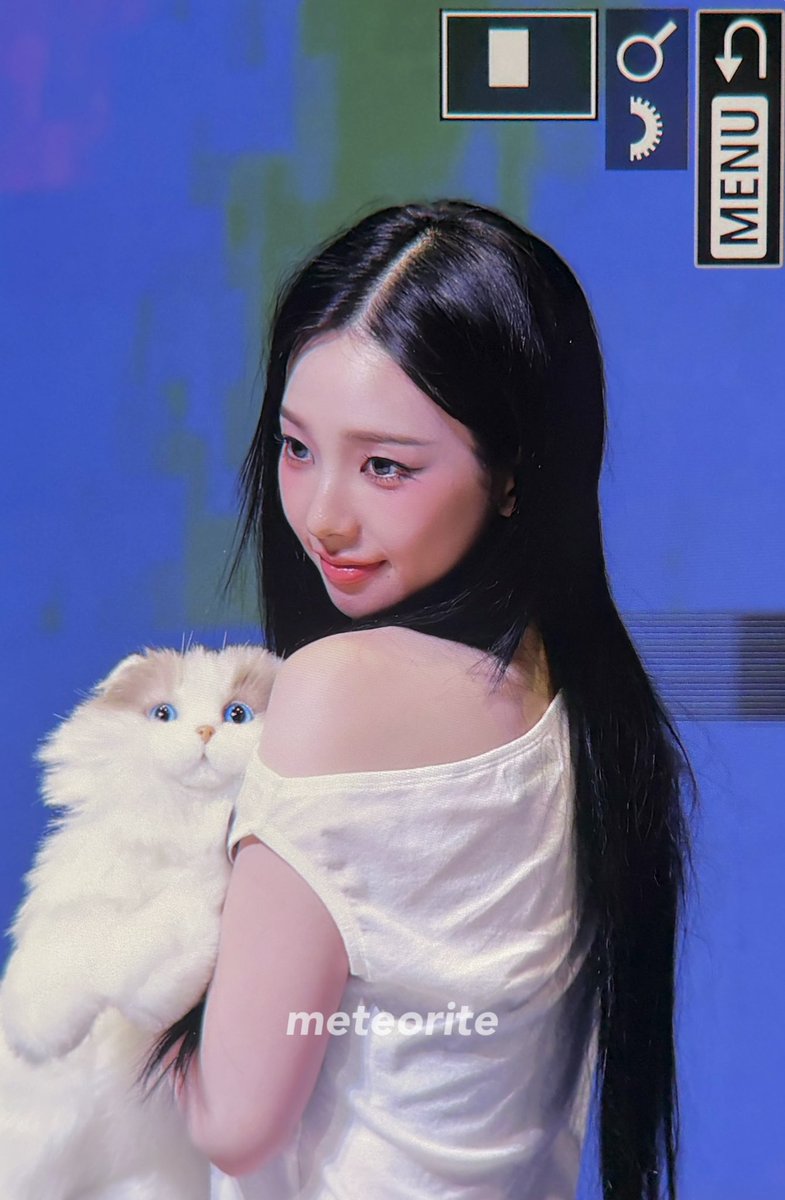 meteorite0411's tweet image. 250710 μΌμΉ
#카리λ #Karina #μμ€ν #aespa