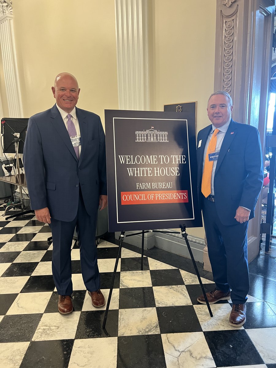 TNFarmBureau's tweet image. Some of our crew spent this week in Washington, D.C. for @FarmBureau's Council of Presidents meeting. Highlights included a visit to the White House with @USDA @SecRollins and @EPA @leezeldin, as well as meeting with both senators - @MarshaBlackburn and @SenatorHagerty. Thankful…
