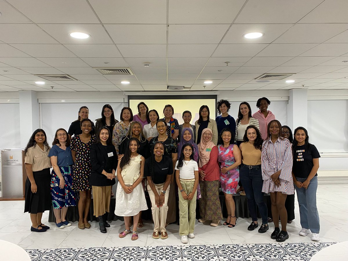 Enterprise Hub (@raeng_hub) on Twitter photo What does it mean to be a woman in business?
Our international startup programme, LIF, recently convened an international cohort of exceptional female founders to share their experiences, including an insightful discussion from <a href="/AmberMichelleH/">Amber Michelle Hill, PhD</a> and <a href="/JuneAngelides/">June Angelides MBE π¬π§π³π¬πΈπ±</a>.
Learn more What does it mean to be a woman in business?
Our international startup programme, LIF, recently convened an international cohort of exceptional female founders to share their experiences, including an insightful discussion from <a href="/AmberMichelleH/">Amber Michelle Hill, PhD</a> and <a href="/JuneAngelides/">June Angelides MBE π¬π§π³π¬πΈπ±</a>.
Learn more