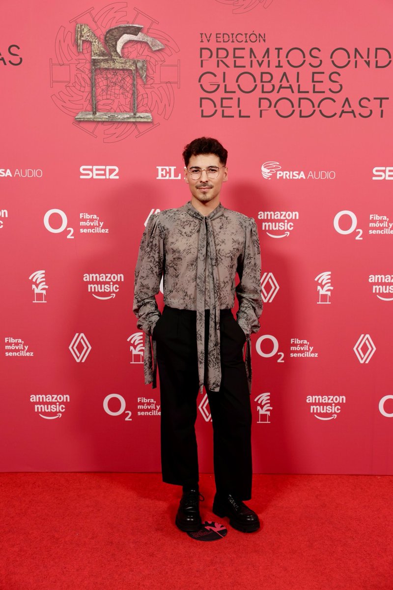 arnaumj's tweet photo. Gracias @Premios_Ondas ❤️
#ChicoDeRevista https://t.co/dhcWFzje6l