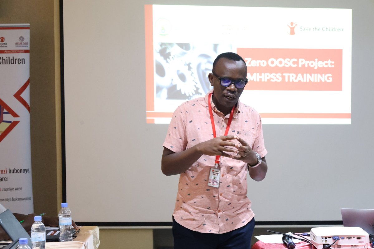 Felibien HIRWA TUZA (@fhirwa) on Twitter photo "The more you raise your voice at a child, the more likely they are to suffer long-term mental health consequences," said James N., Child Protection and Child Rights Governance Technical Specialist <a href="/SCIRwanda/">Save the Children Rwanda & Burundi</a>.
#MentalHealthMatters #ProtectChildren #ZeroOOSCProject #ChildRights "The more you raise your voice at a child, the more likely they are to suffer long-term mental health consequences," said James N., Child Protection and Child Rights Governance Technical Specialist <a href="/SCIRwanda/">Save the Children Rwanda & Burundi</a>.
#MentalHealthMatters #ProtectChildren #ZeroOOSCProject #ChildRights