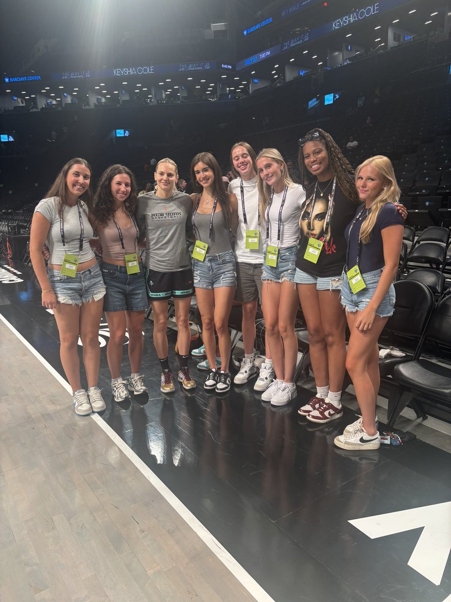 Lafayette WBB (@lafayettewbb) on Twitter photo The pards took a trip to Brooklyn on Tuesday night!! We had a great time watching the NY Liberty vs LV Aces!! <a href="/nyliberty/">New York Liberty</a> 🐆🗽 The pards took a trip to Brooklyn on Tuesday night!! We had a great time watching the NY Liberty vs LV Aces!! <a href="/nyliberty/">New York Liberty</a> 🐆🗽