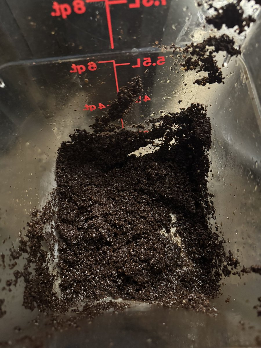 Scott Lester (@theitrebel) on Twitter photo The sludge remaining after a successful, home-made, 14 hour cold brew of <a href="/OnyxCoffeeLab/">Onyx Coffee Lab</a> Eclipse. This blend is great hot or cold brewed. The sludge remaining after a successful, home-made, 14 hour cold brew of <a href="/OnyxCoffeeLab/">Onyx Coffee Lab</a> Eclipse. This blend is great hot or cold brewed.
