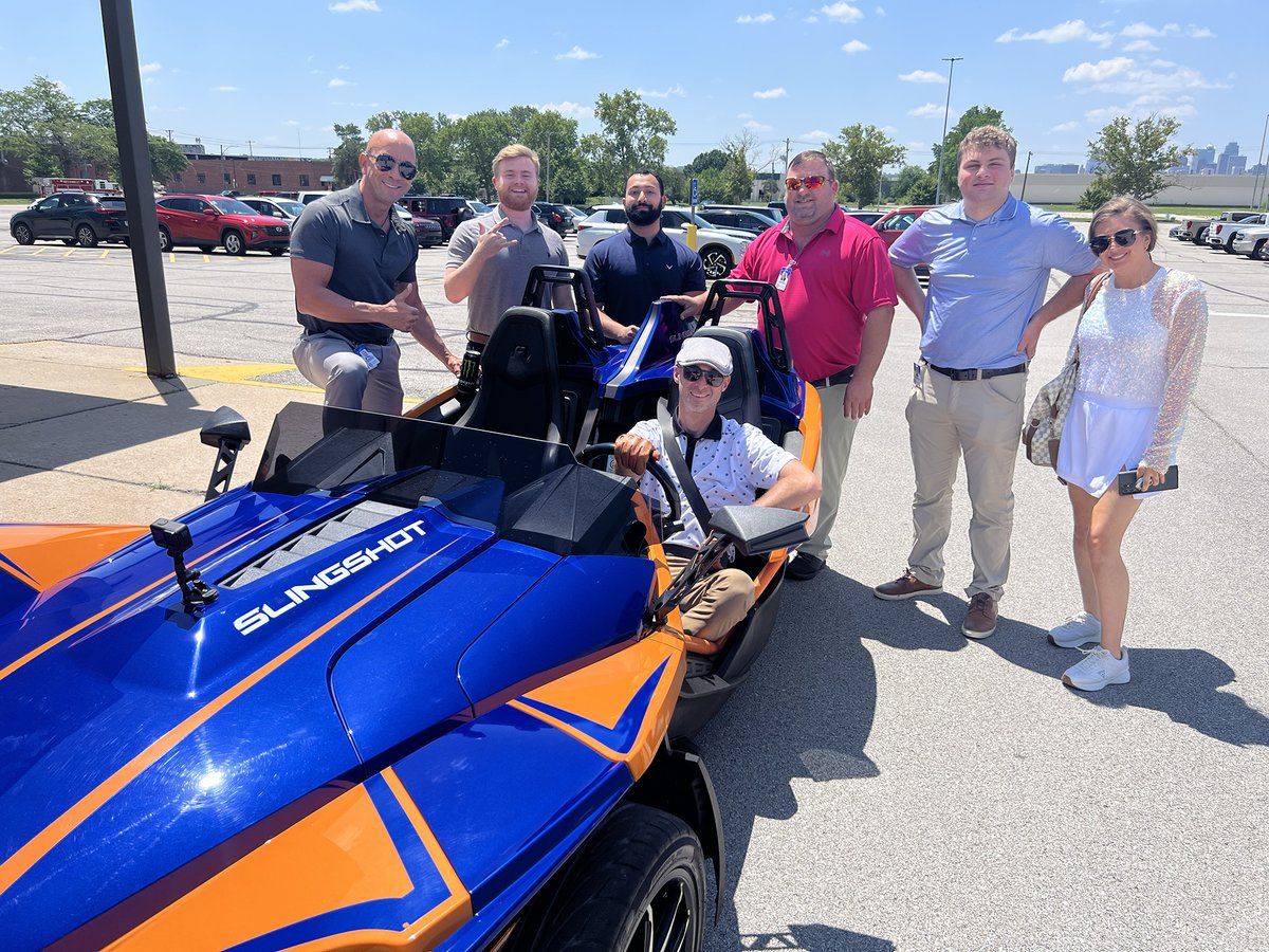 safehavensecure's tweet image. 🏁 We do incentives big… and sometimes fast. 🏎️

At Safe Haven Security, top performers earn more than just a paycheck- bonuses, trips, and Slingshot rides included.

We’re hiring nationwide. Ready to shift into high gear?

🔗 Apply now (Link in Bio) 

#SalesJobs #NowHiring