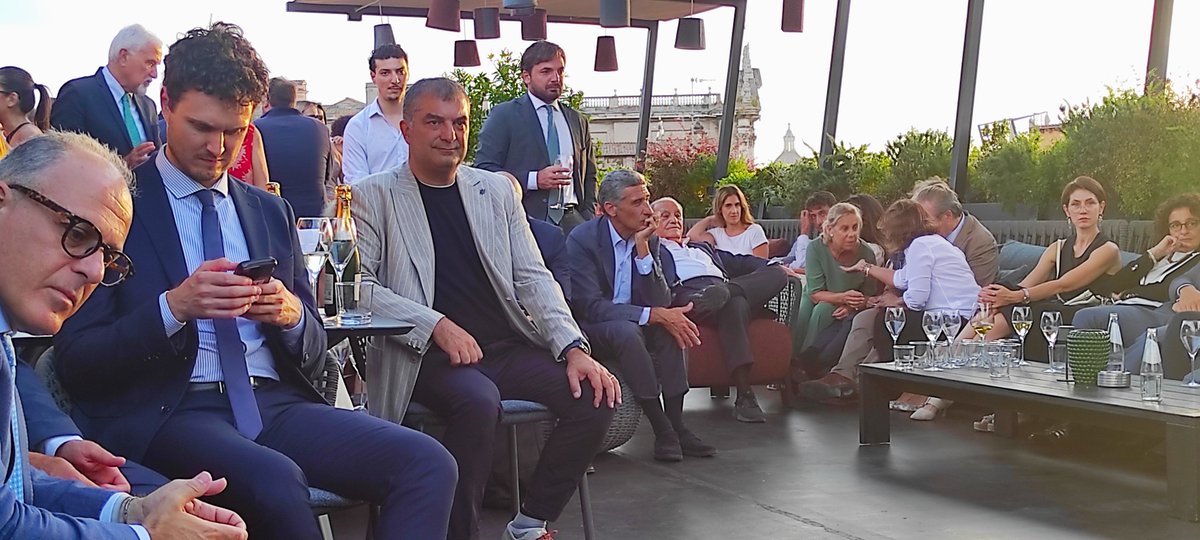 “GLI ASSETTI POLITICI E I TEMI CHIAVE DEL SEMESTRE DANESE DI PRESIDENZA UE”. INTERVENTI: PETER TAKSOE-JENSEN, AMBASCIATORE DANIMARCA IN ITALIA; TERESA CORATELLA, V.DIRETTRICE UFFICIO ITALIANO ECFR; ANGELA MARCHESE, PRES. CHIOSTRO E ANGELO BAIOCCHI, PRES.CRE. TERRAZZA FLORES, ROMA