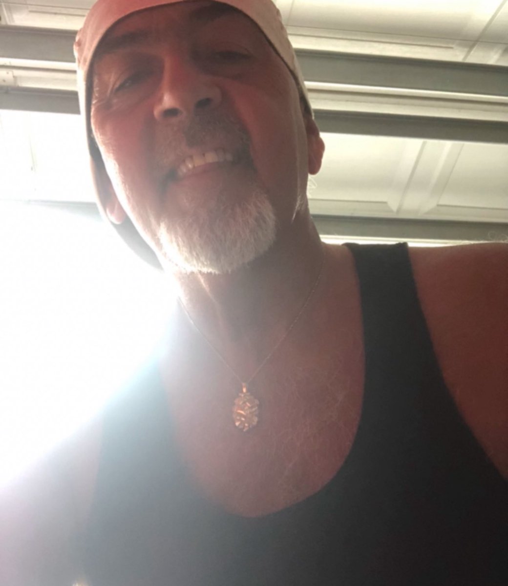 bdubber01's tweet photo. @FayeMginger Happy Smiles from Florida 😎🌴 https://t.co/pPp21MtwLl