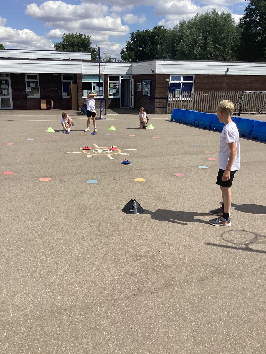 SquirrelsClass tweet media