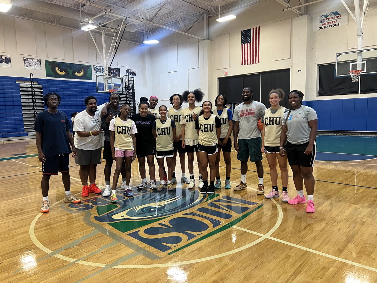 Ashlyn Black (@ashlynblack2027) on Twitter photo Last practice of the season, before heading to Kentucky! Thank you to all the players who volunteered to work out with us to help make us better!!! You dont get better unless you're challenged!
<a href="/UnitedHornets/">Carolina Hornets United</a> Last practice of the season, before heading to Kentucky! Thank you to all the players who volunteered to work out with us to help make us better!!! You dont get better unless you're challenged!
<a href="/UnitedHornets/">Carolina Hornets United</a>