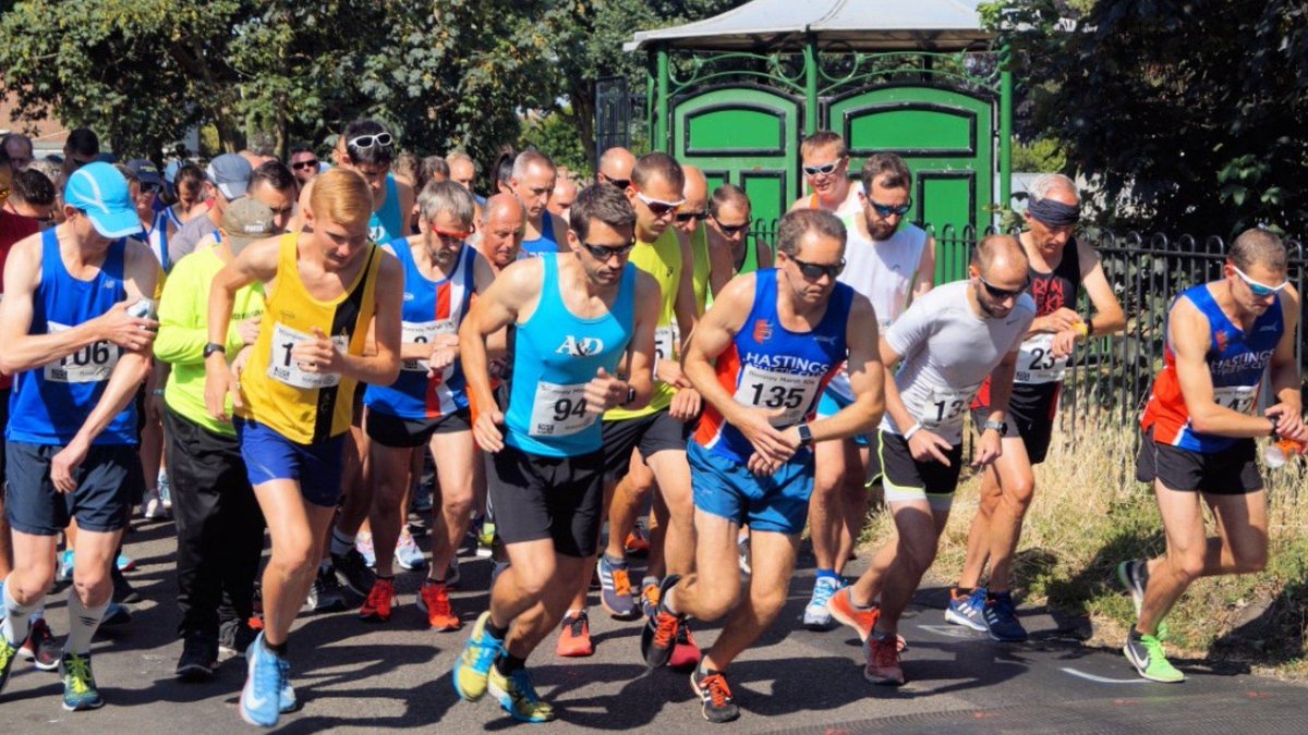 🌾 What better way to experience the beautiful green landscapes of our Kent countryside than a good ol' run?

🎽 The Romney Marsh 10k sets off today (Sunday 13 July) from 10am and sees runners take on a scenic route.

👋 Give a wave and a cheer to the runners as they fly on by!