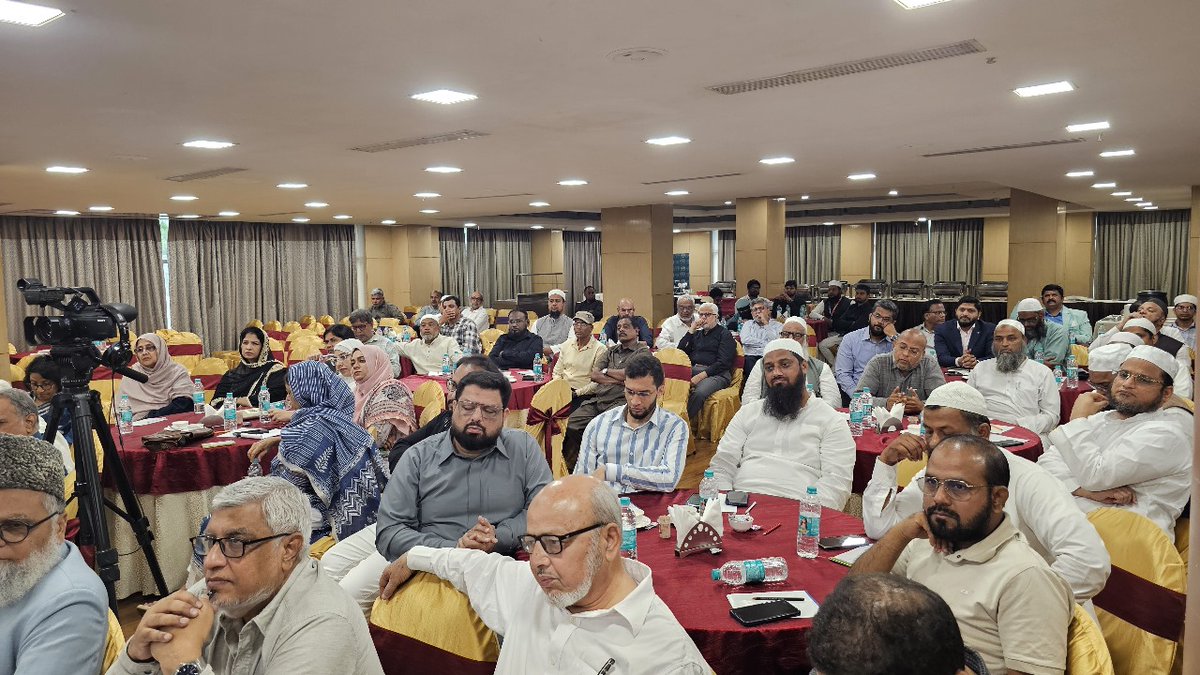 FaheemQureshinc's tweet image. In coordination with Janab B. Shafiullah Sahab IFS (Secretary, Minority Welfare Department), a meaningful interaction was held with Hyderabad-based NGOs and social activists.
The purpose of the meeting was to gather valuable input and encourage maximum admissions of minority…