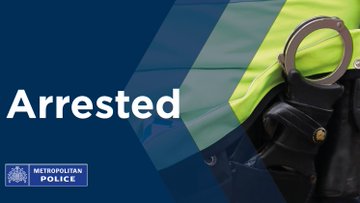 MPSSidcup's tweet image. More arrests for the team. This time #PCAlexFrancis arrested a male for recall to prison. PC Sophie also arrested a male wanted for shoplifting in #Sidcup. One for porridge and the other for Mags ๐ฎ๐ฎโโ๏ธ