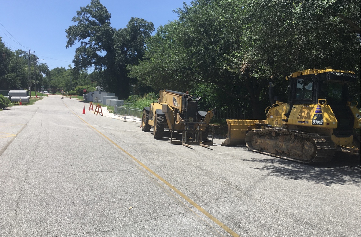Fairhope_Times's tweet photo. Repair work is beginning on S. Summit Street behind the K-1 building where the road had to be closed when a storm drain failed last May. Asphalt Services is the contractor for $360K. #fairhopenewsreport #fairhopealabama #fairhopetimes https://t.co/m5SwkCHjNZ