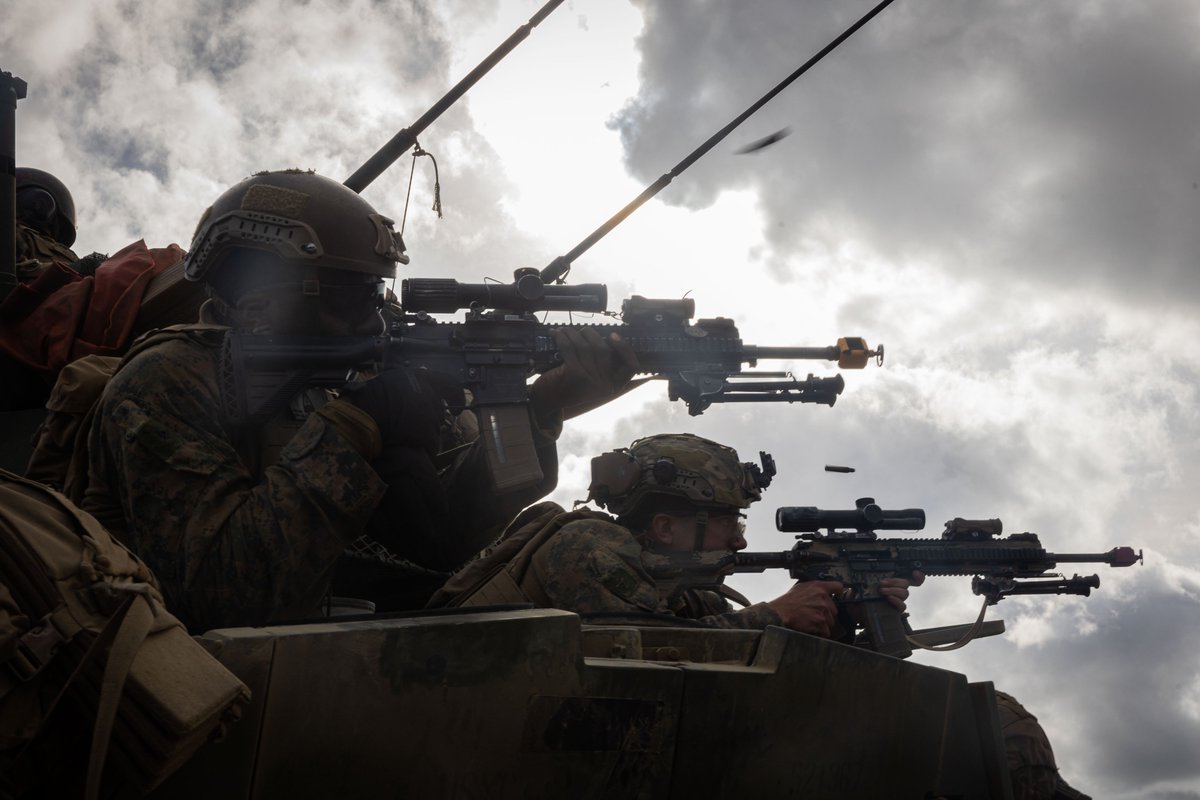 31stMeu's tweet image. 馃搷Shoal Water Bay Training Area, Queensland, AU, July 4, 2025.
U.S. Marines with 1st LAR, BLT 1/7, 31st MEU, conduct a force-on-force exercise.
(@USMC 馃摳 by Lance Cpl. Raul Sotovilla)
@DefenceAust @USEmbAustralia
@DeptofDefense @NATO
#Marines #Lethality #Readiness #Training