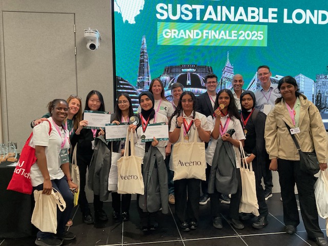 Swakeleys Wins 'Stronger Together' Award at Multi Borough Finale. We are thrilled to announce that We have proudly taken home the ‘Stronger Together’ Award at the prestigious Multi Borough Finale of the Motivez Challenge. Congratulations to all involved!👏