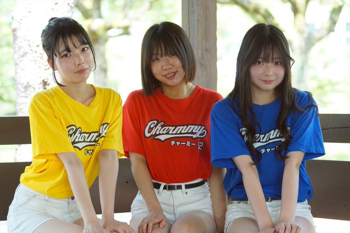 7月25日(金)19:00～
瓦町FLAG屋上のビアガーデンステージにて
チャーミー＆真鍋みずはちゃんでライブをさせていただきます！🚃
チャーミーは ことでんのうた や、オリジナル曲を沢山歌って踊って盛り上げるよ！
みんなも楽しんで盛り上がろう！！
 #ことでん  #香川県