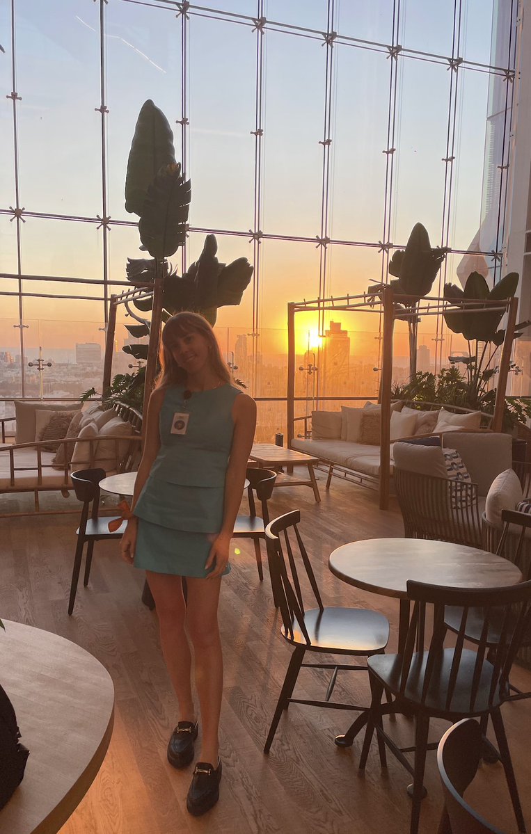 mayabechlerspei's tweet image. The best place, Meta TLV 💙, although I am currently at Meta NY 🌝 🗽
Tomorrow I will give a talk at Flatiron Institute, and next week I will be at ICML to present our awesome "Position: Graph Learning Will Lose Relevance Due To Poor Benchmarks" paper! An amazing collab with…