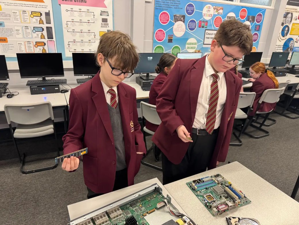 BroadoakSch's tweet image. Broadoak is proud to receive the Computing Quality Mark! Awarded by the National Centre for Computing Education recognising our great computing education across the school. @wearecomputing #computingqualityframework #compqf #BOS
