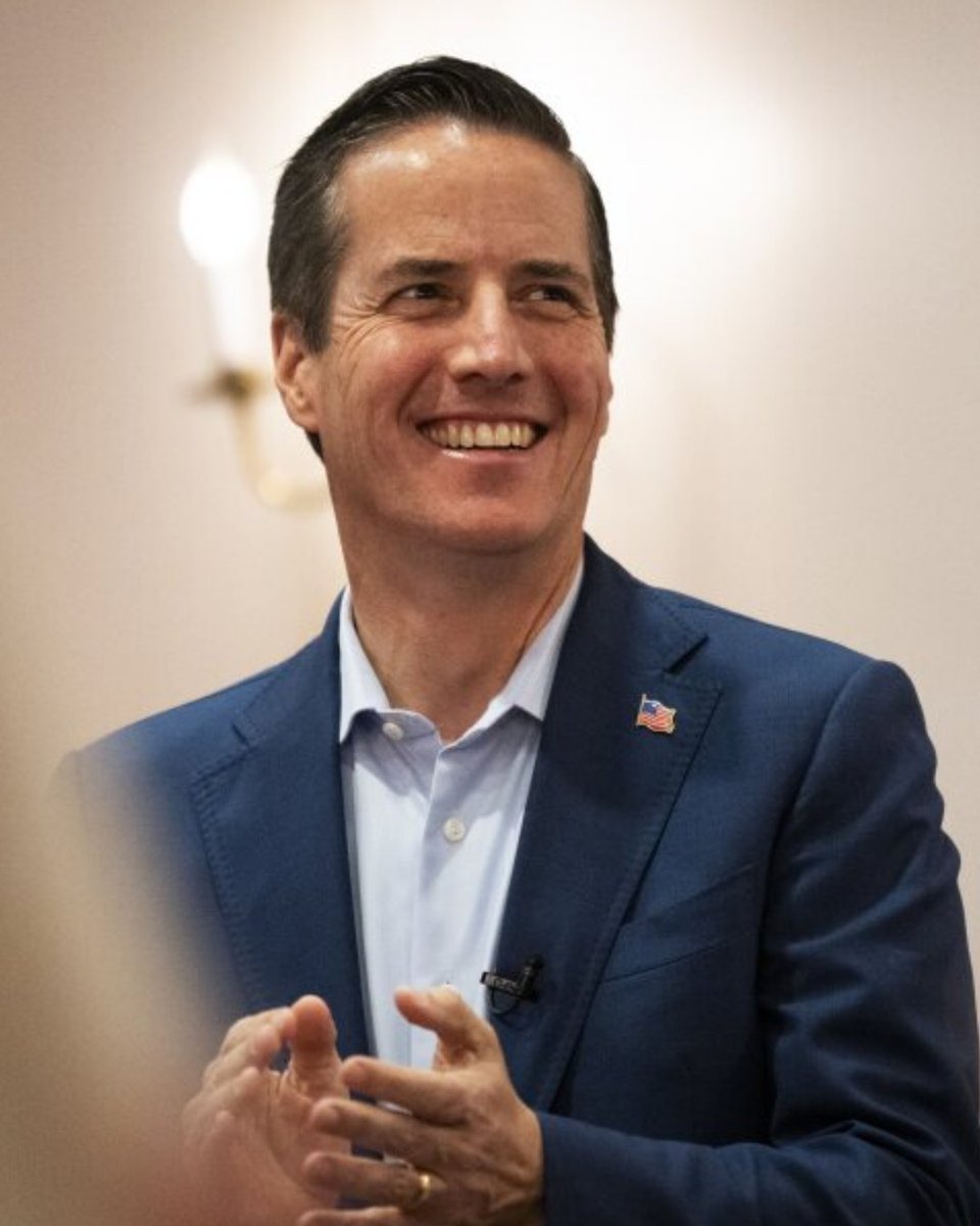 Since being sworn in on January 3rd, Bernie Moreno has stormed the Senate—and the Swamp.

How did a legal immigrant who came to America at age 4 become one of Ohio’s fiercest America First leaders?

Boldness. Backbone. And zero apologies. 🧵