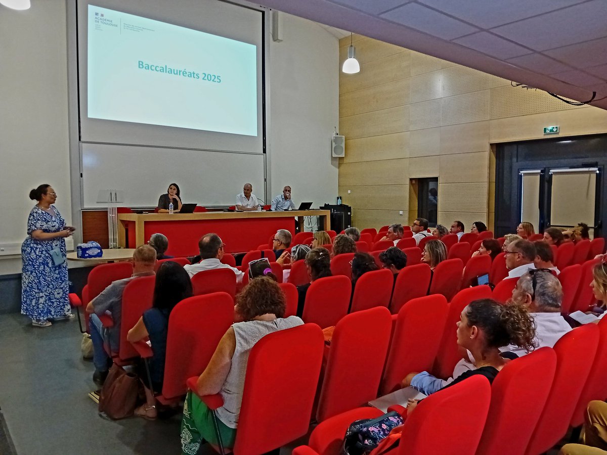 DSDEN82's tweet image. Dernière réunion avec les personnels de direction :
👉 Baccalauréat 2025 (1er groupe)
👉 Plan AVENIR
👉 Plan filles & maths
👉 Protocole d'exclusion
👉 Faits établissements
👉 Relation école-entreprise
👉 Développement du réseau des partenaires (SDJES 🤝 DSDEN)
Bel été à tous