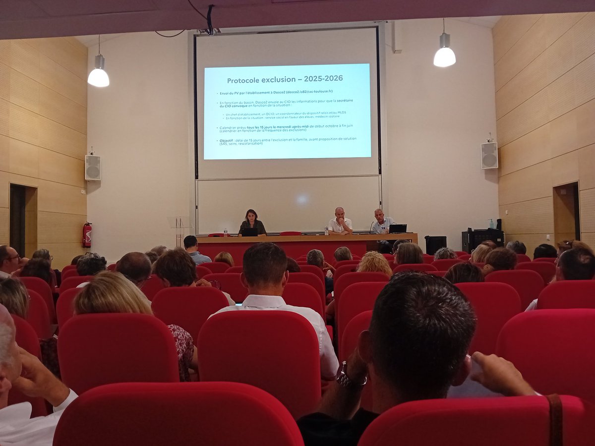 DSDEN82's tweet image. Dernière réunion avec les personnels de direction :
👉 Baccalauréat 2025 (1er groupe)
👉 Plan AVENIR
👉 Plan filles & maths
👉 Protocole d'exclusion
👉 Faits établissements
👉 Relation école-entreprise
👉 Développement du réseau des partenaires (SDJES 🤝 DSDEN)
Bel été à tous
