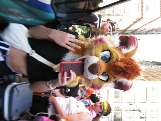 Look at this yote
Deserves head pats
<a href="/cawyote/">Rune 🔜 FD, FP</a>