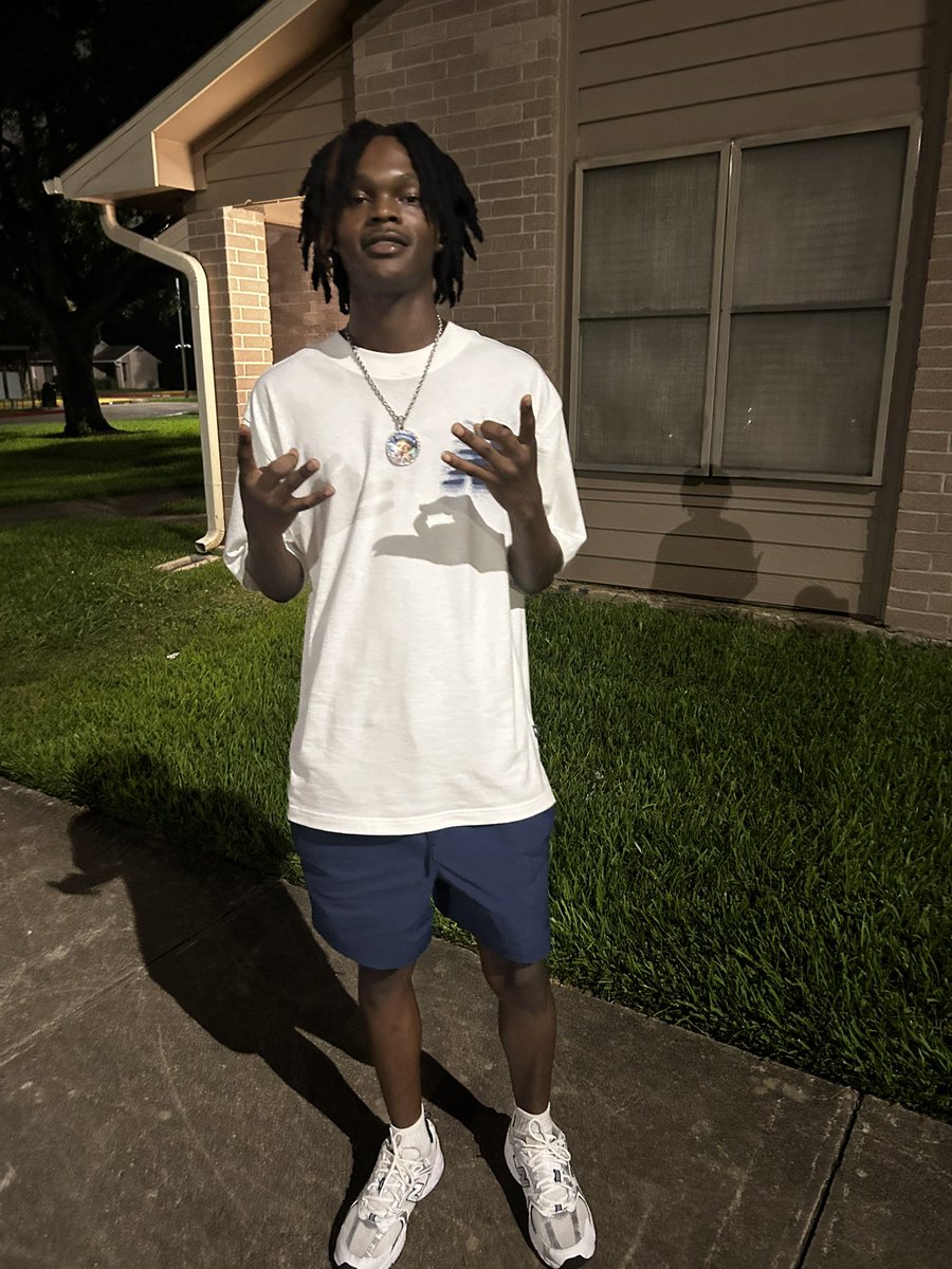 FastM0neyjay5 tweet media
