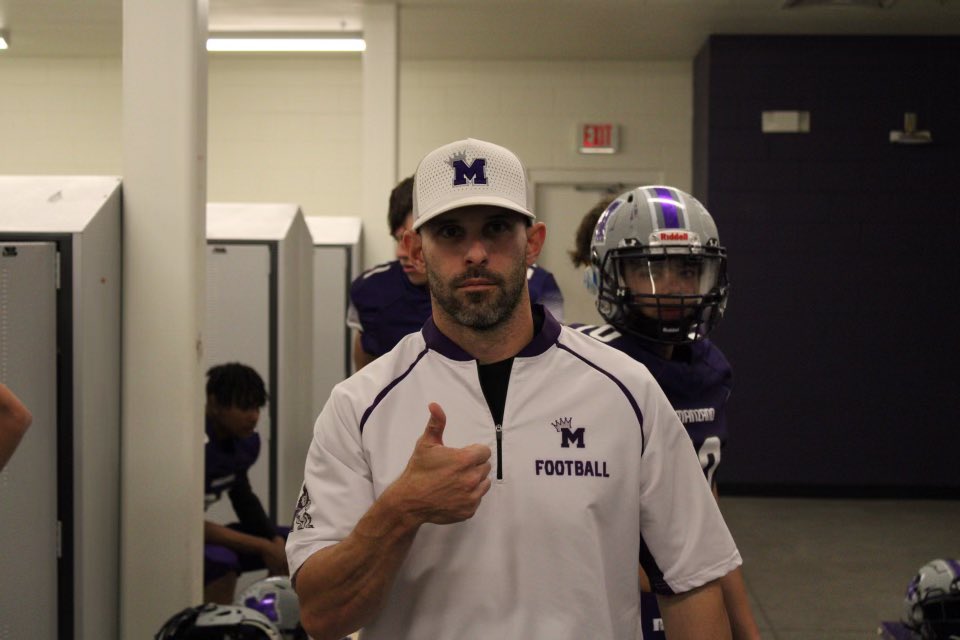 ManzanoFB's tweet image. Week 1 ✅
The PURPLE & GREY are back and coming with ENERGY! 💥
Proud of the work, the attitude, and the grind.
This is just the beginning. #UBUNTU #MonarchMentality #BuiltNotBought