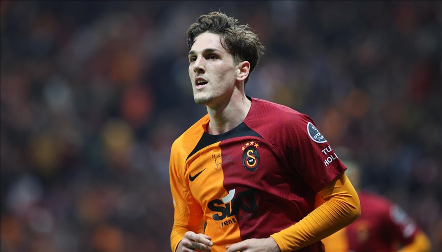 Galatasaray teknik direktörü Okan Buruk: "Zaniolo bizim oyuncumuz. Çok değerli bir oyuncu. Benim çok beğendiğim oyunculardan biri. Geldiğinden beri iyi çalışıyor."