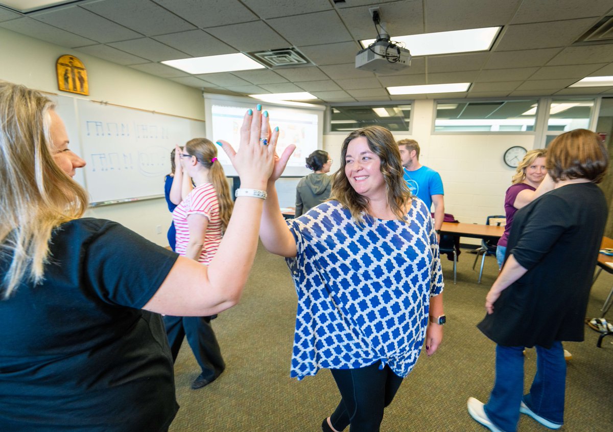 umary's tweet image. We were thrilled to host many of our online students furthering their disciplines this summer. Our Summer Institutes bring our online students together, allowing them to experience the community of campus life while enriching their educations.
#LifeatMary #UMaryOnline