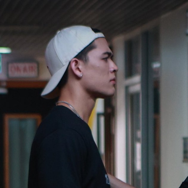 catskeeeyy's tweet image. "let's break up"             "i'm pregnant"