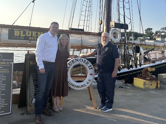 SailBluenoseII's tweet image. Thank you, Port Hawkesbury and Canso, for the warm welcome!
Photo 1: Lost Shores